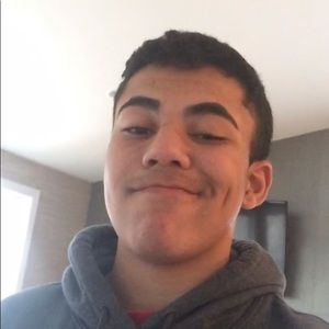 Meet your Posher, Leo